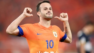 瓦神！瓦科24场3次戴帽、1次大四喜，22球0点球领跑中超射手榜！